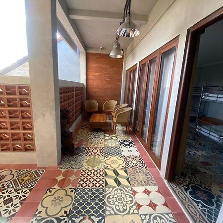 Br Bed N Bfast Bed & Breakfast Uluwatu  Exterior photo